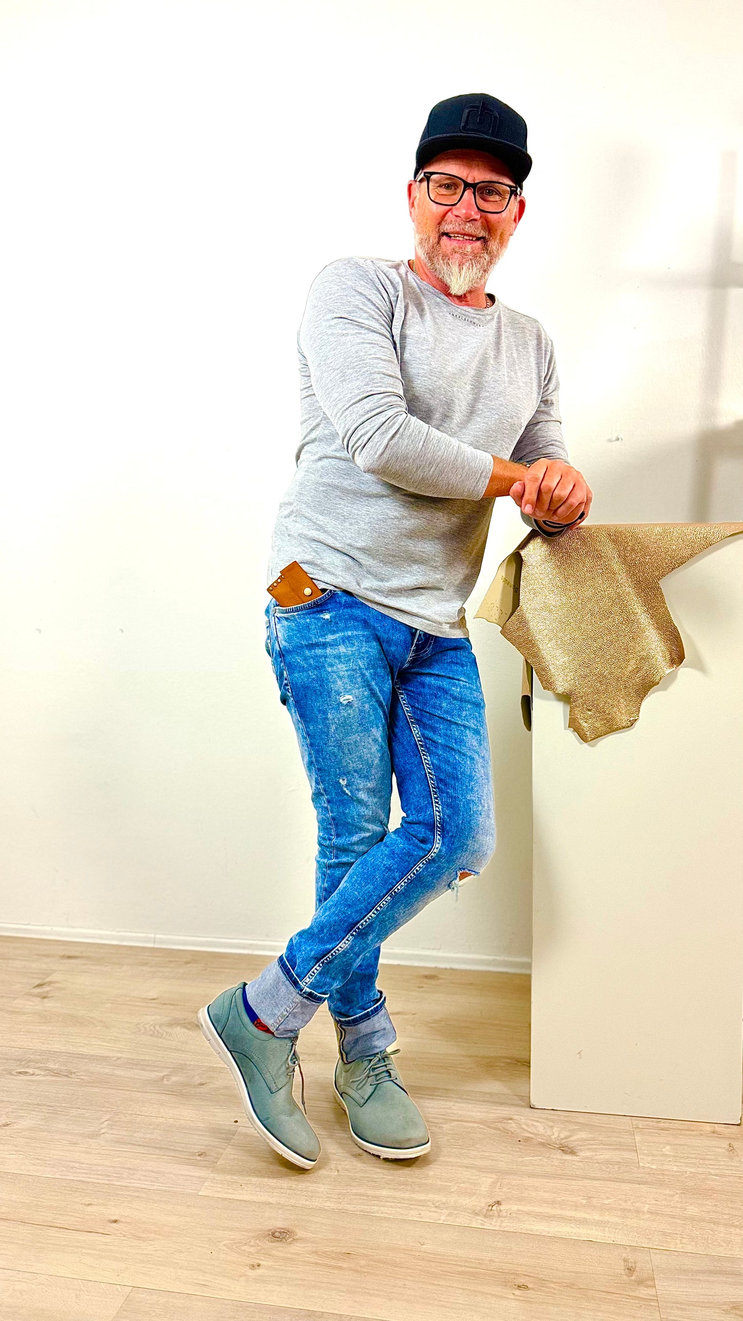 GELDBÖRSE – Unisex, Hirschleder, Senfgelb