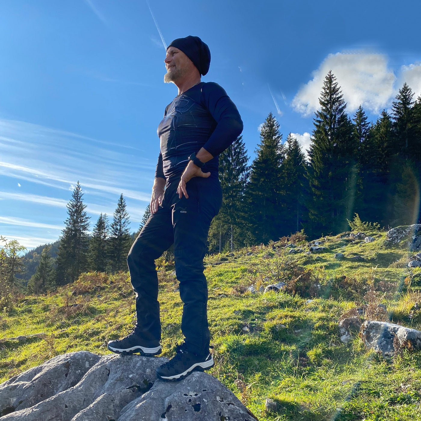 DAN LOW Wanderschuh – Weite H, Echtleder/Alpitex-Membran, Schwarz