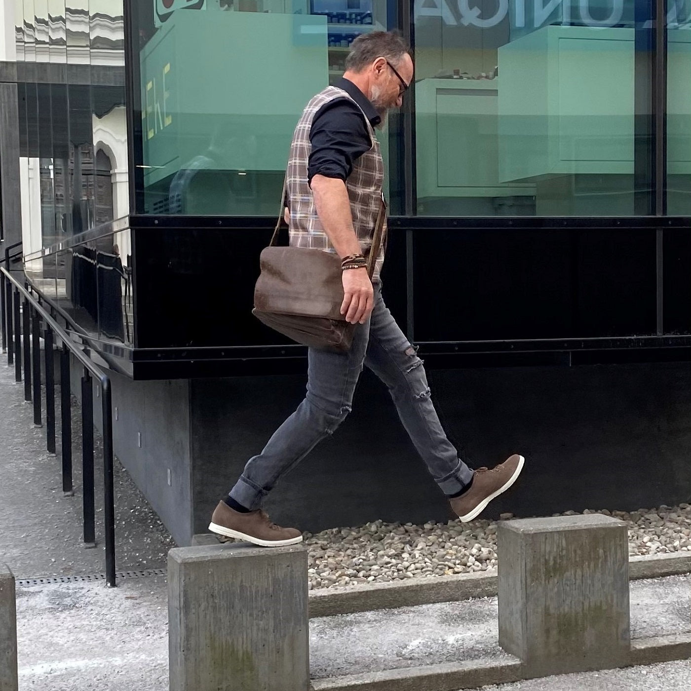 STEFANO Herren Schnürer – Veloursleder, Weite H, Braun