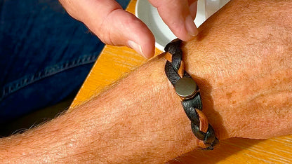 Geflochtenes Lederarmband aus Hirschleder