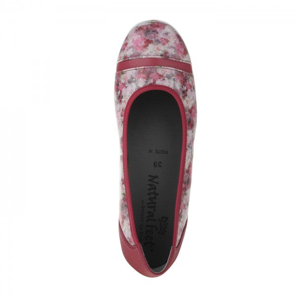 SANELA Damen Ballerina – Weite H, Hirschleder/Stretch, Rot/Blumendruck