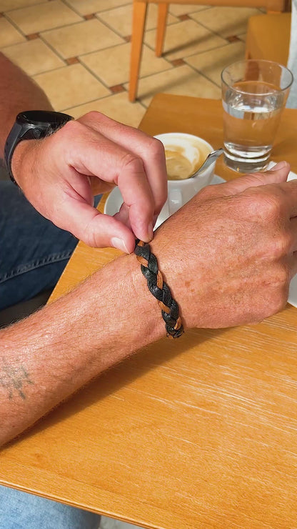 Geflochtenes Lederarmband aus Hirschleder